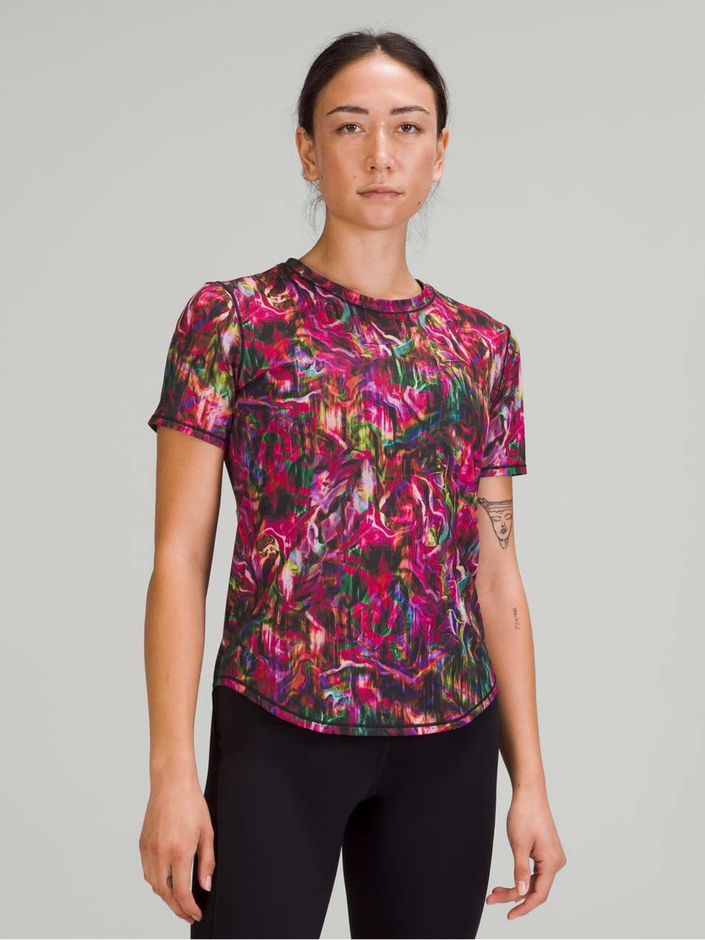 Lululemon /// Women’s High Neck Running and Training T-Shirt - Hyper Flow Multi - Picture 2 of 11